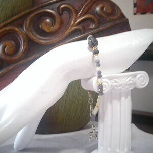 CUSTOM DESIGN Bracelet with Lavender, Black & Silver Beads Size 8 1/4